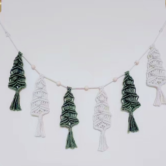 Soul Embellishment’s™️ Handcrafted Macrame Christmas Tree Wall Hanging - Picture 9 of 11